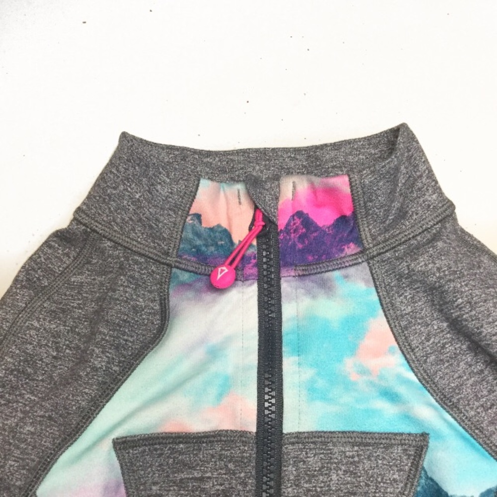 Active Sweater - Picture 5 of 6